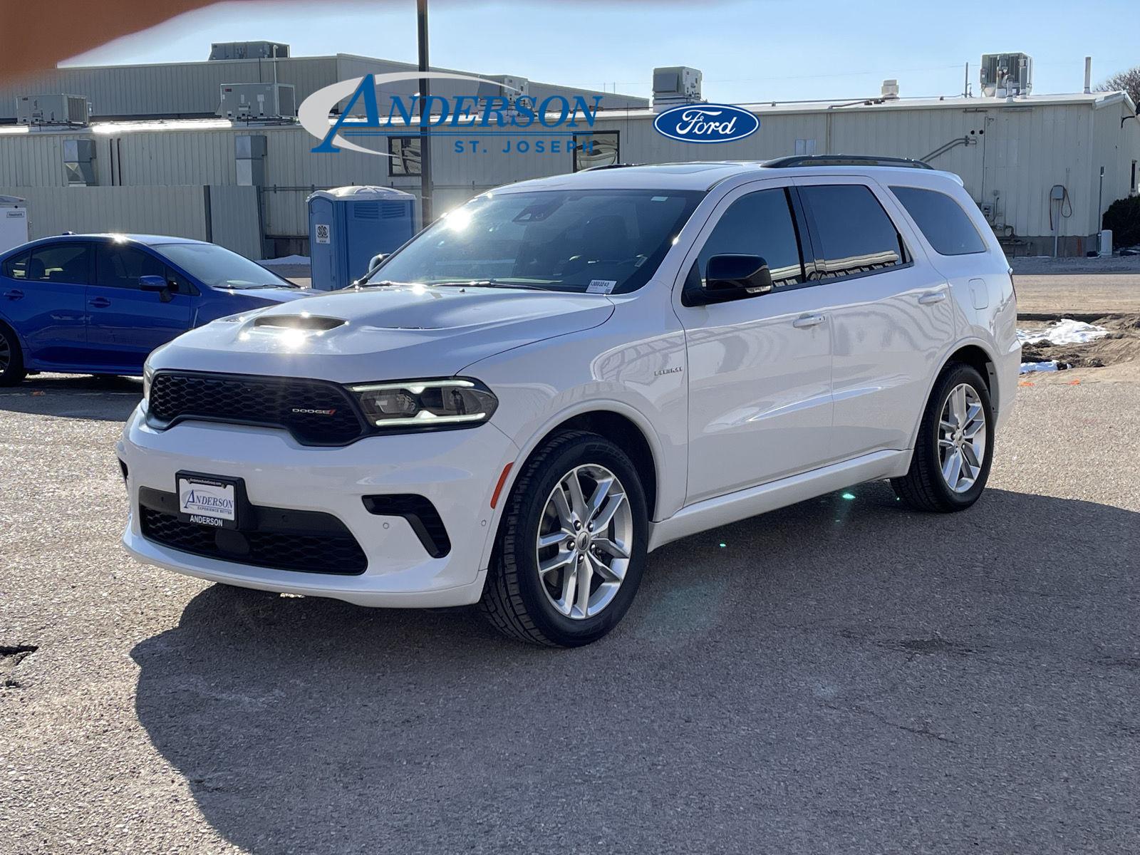 White Knuckle Clearcoat 2024 Dodge Durango R/T Plus AWD SUV / Crossover All-Wheel Drive 8-Speed Automatic