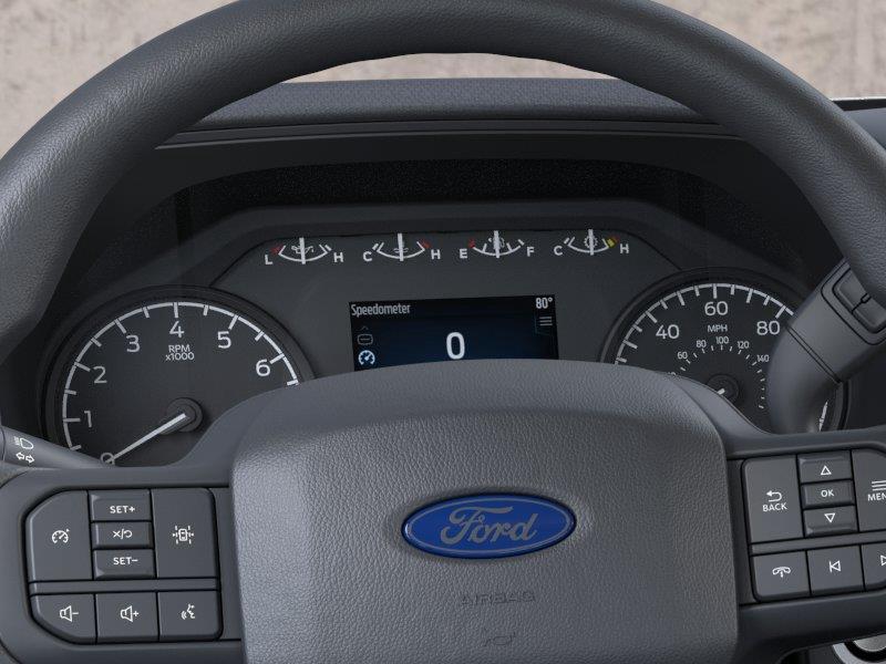 Vehicle photo 13