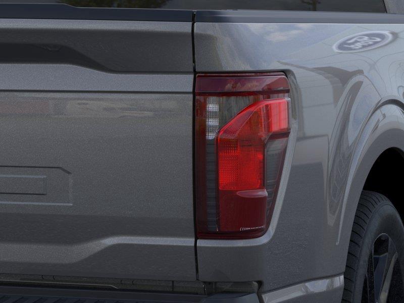 Vehicle photo 21