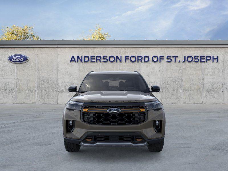 Vehicle photo 6