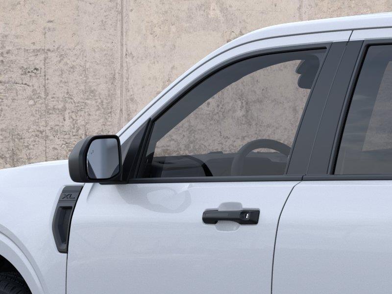 Vehicle photo 21