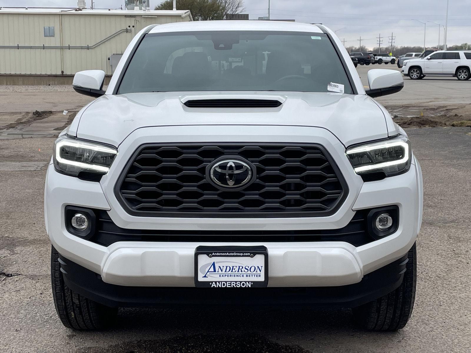 Used 2022 Toyota Tacoma 4WD for sale in St. Joseph MO