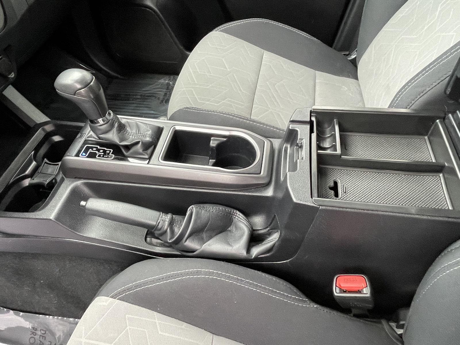 Used 2022 Toyota Tacoma 4WD for sale in St. Joseph MO
