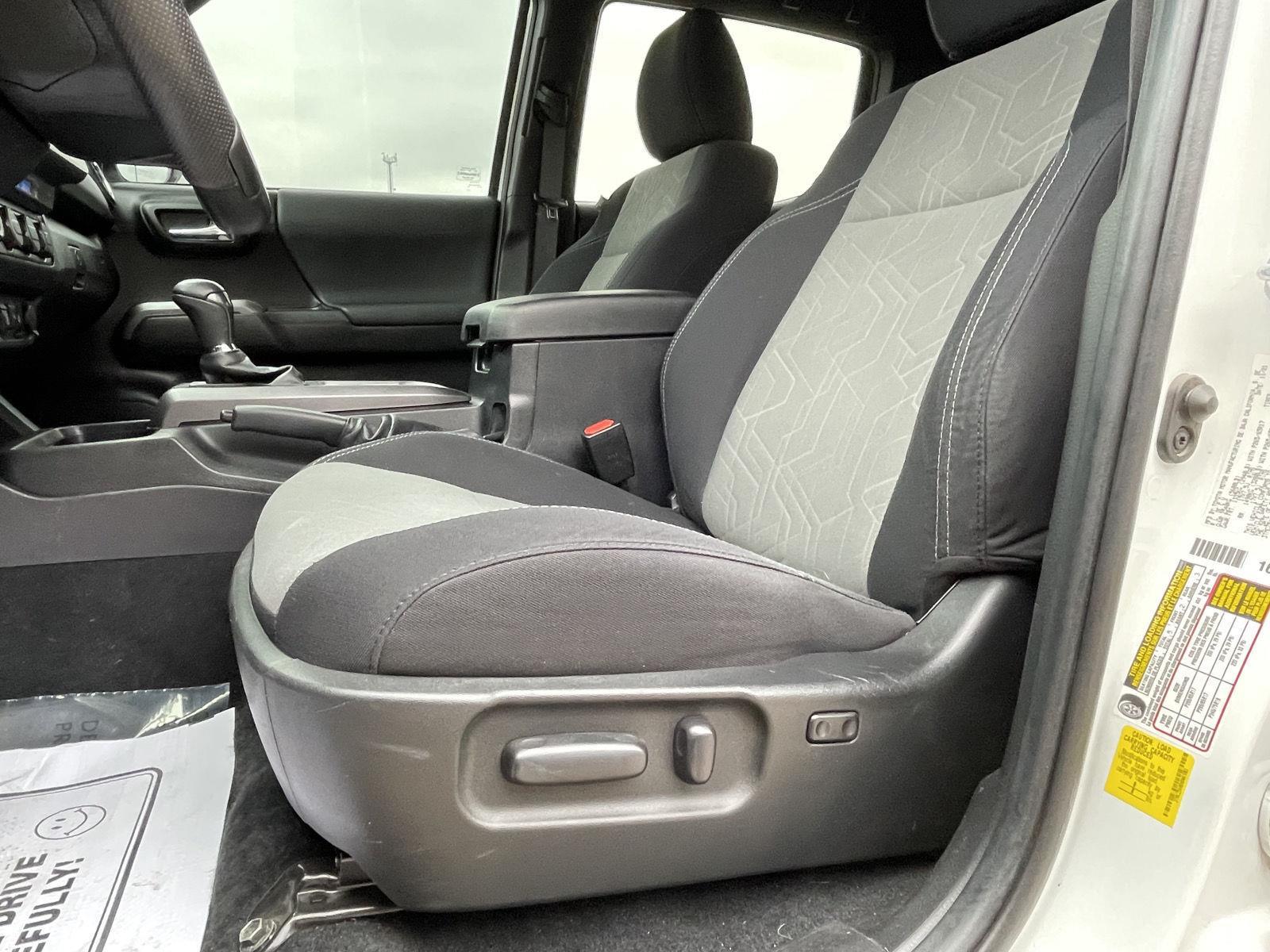 Used 2022 Toyota Tacoma 4WD for sale in St. Joseph MO