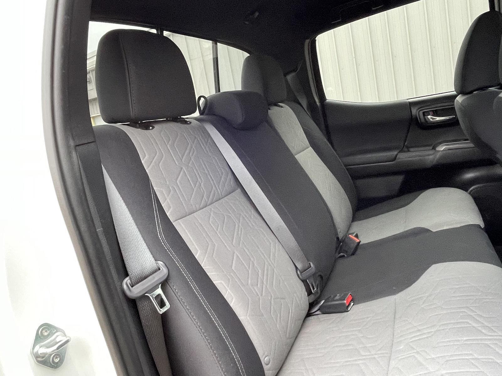 Used 2022 Toyota Tacoma 4WD for sale in St. Joseph MO