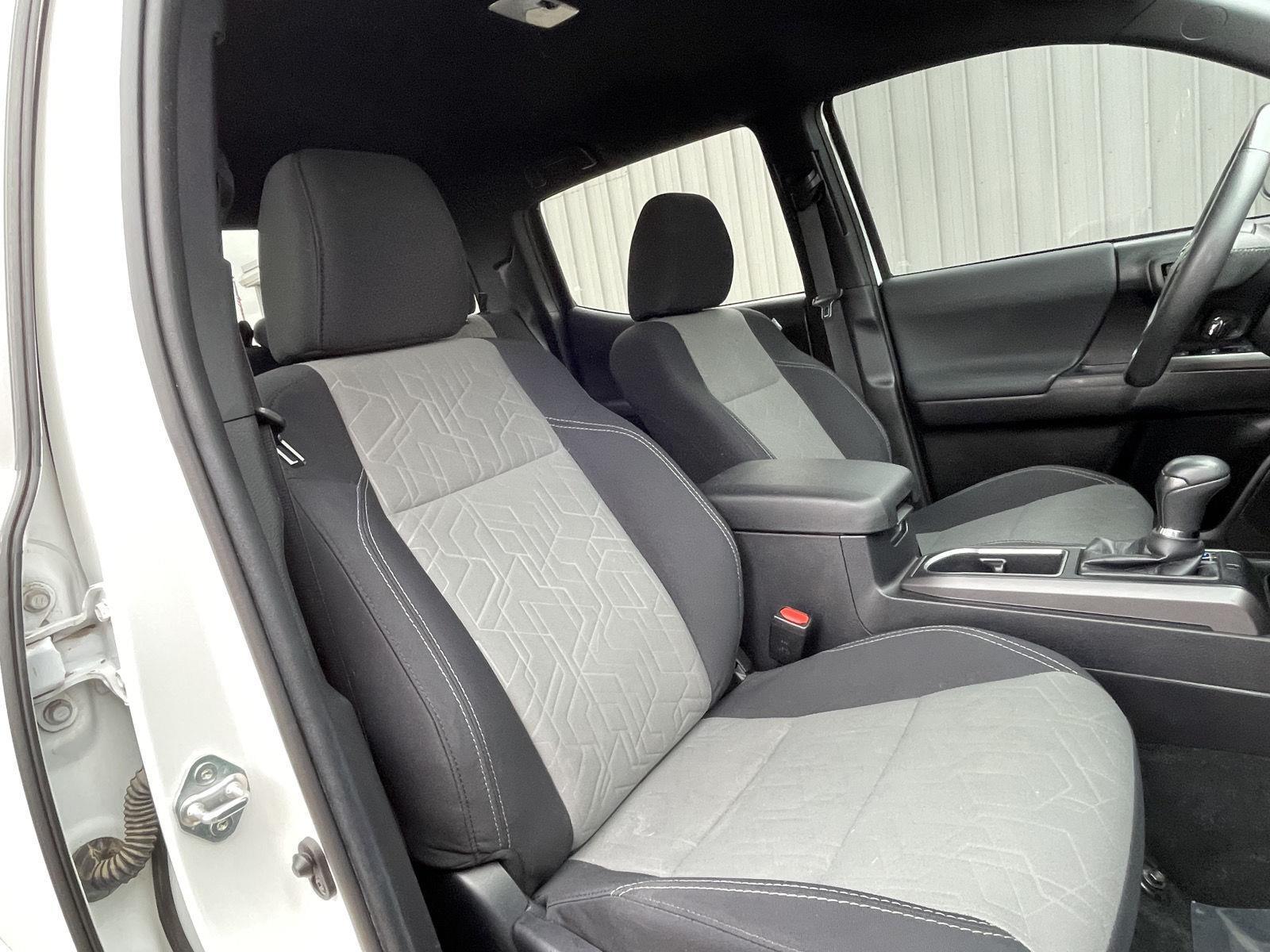 Used 2022 Toyota Tacoma 4WD for sale in St. Joseph MO