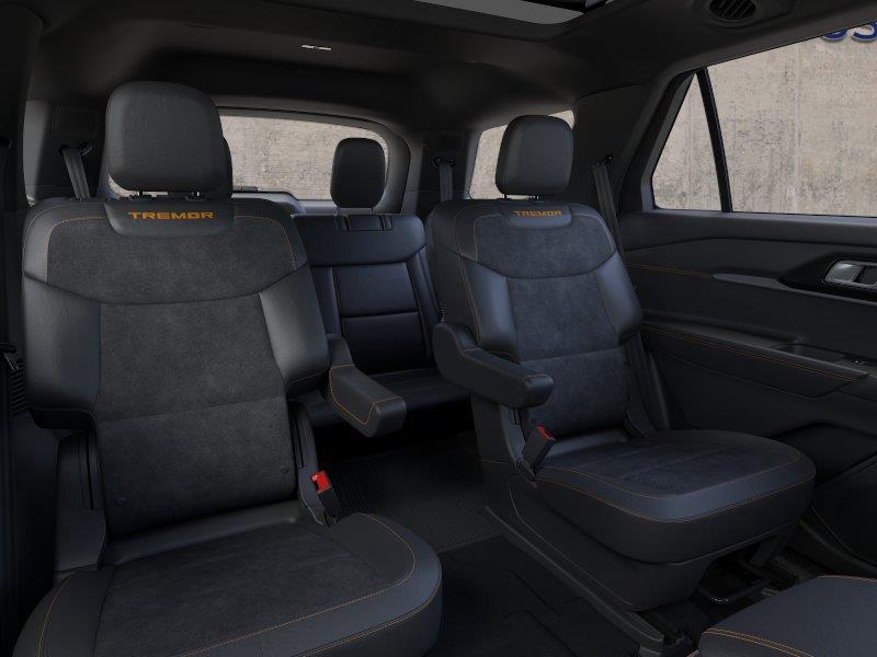 Vehicle photo 11