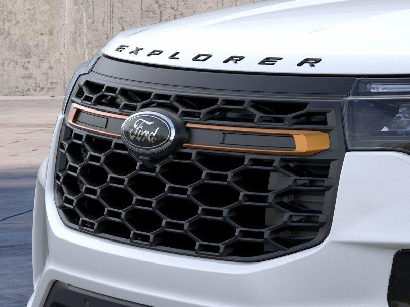 Vehicle photo 17
