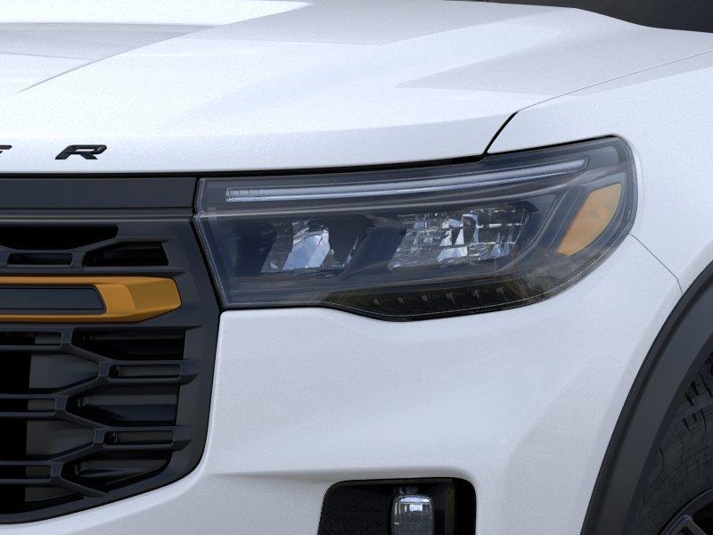 Vehicle photo 18