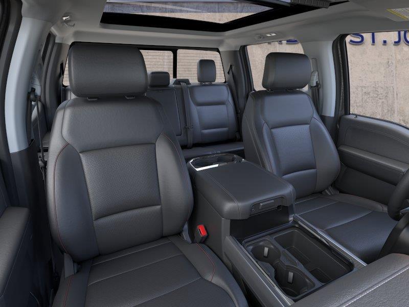 Vehicle photo 10