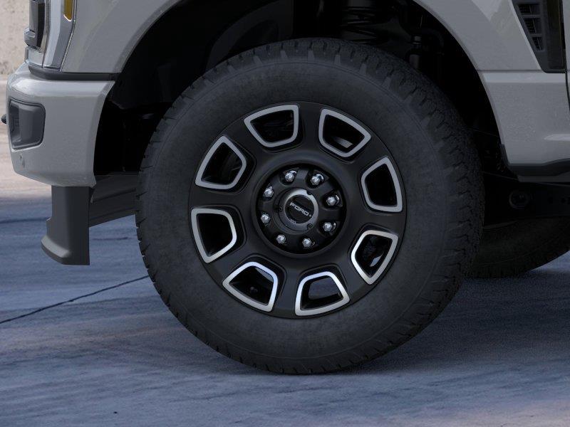 Vehicle photo 19