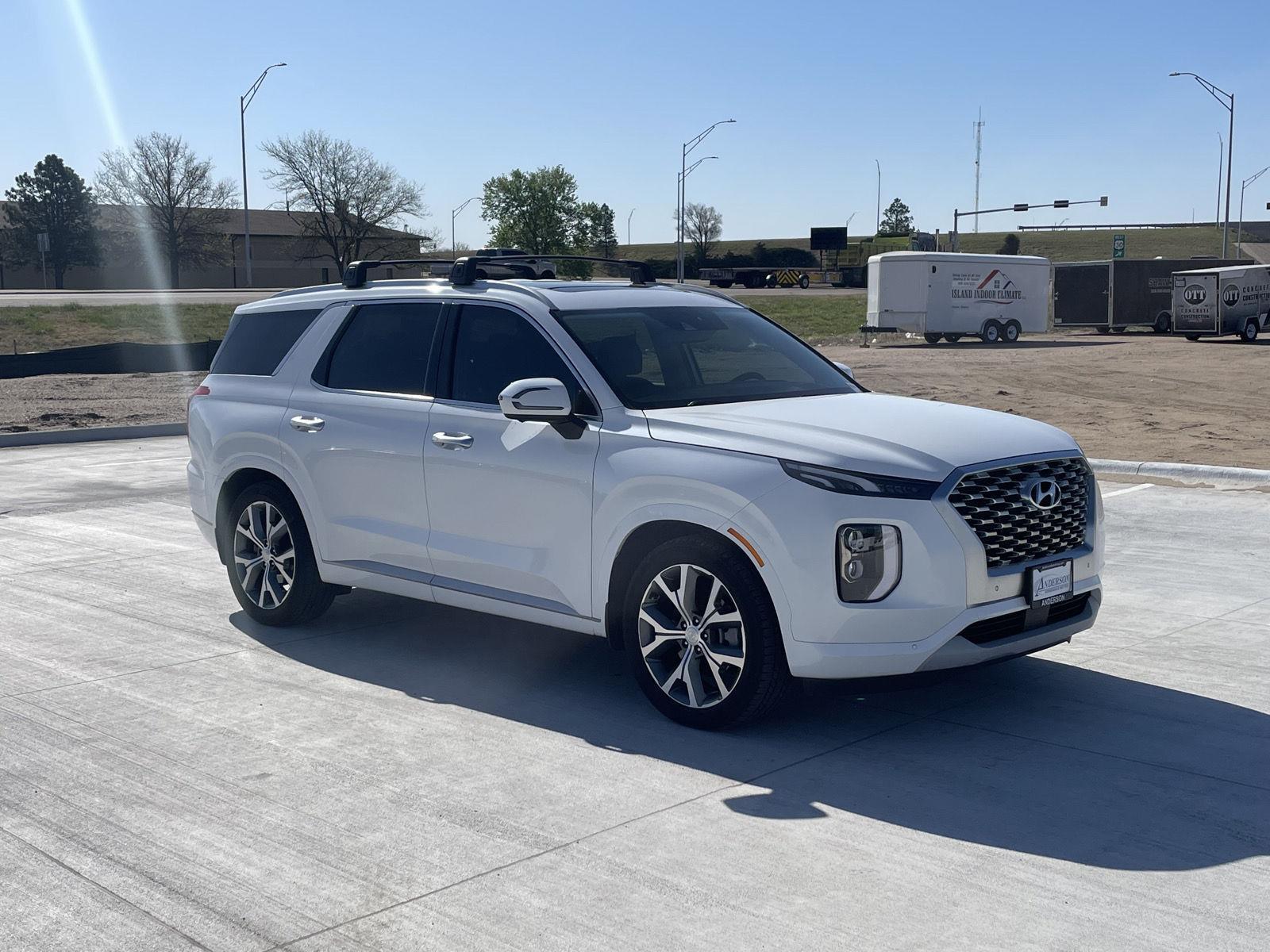 Vehicle photo 9