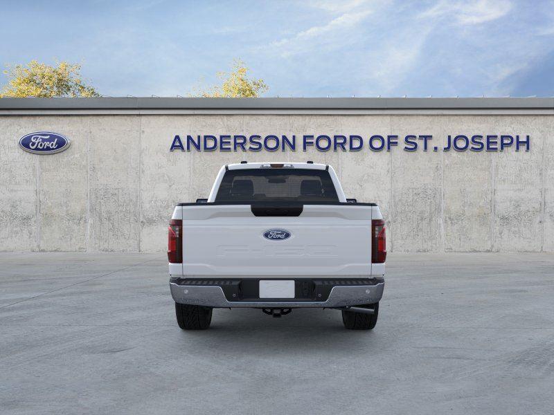 Vehicle photo 5