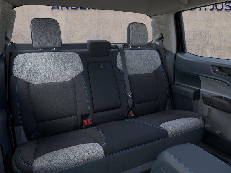 Vehicle photo 11