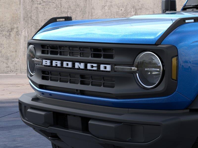 Vehicle photo 19