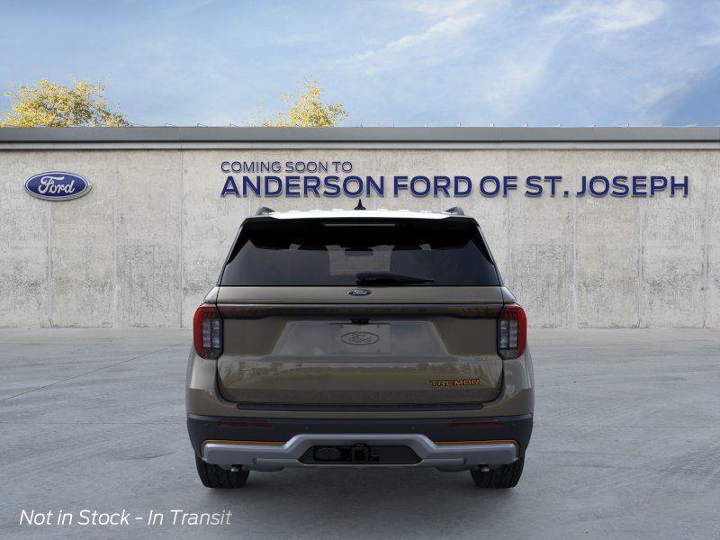 Vehicle photo 5