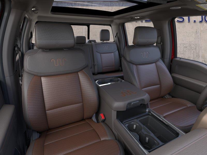 Vehicle photo 10