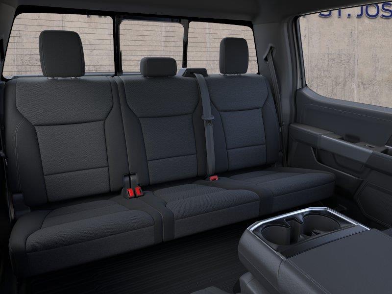 Vehicle photo 11
