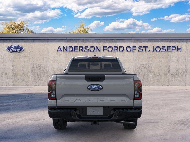 Vehicle photo 5