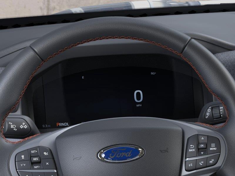 Vehicle photo 13