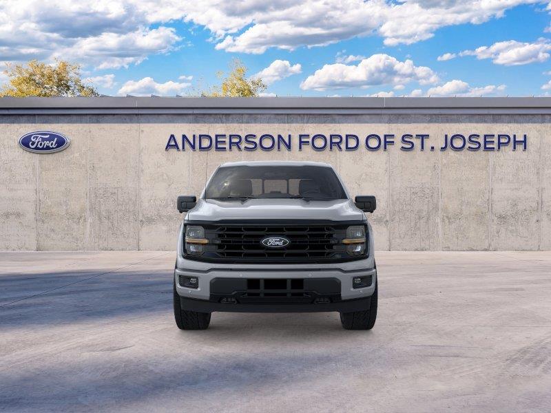 Vehicle photo 6