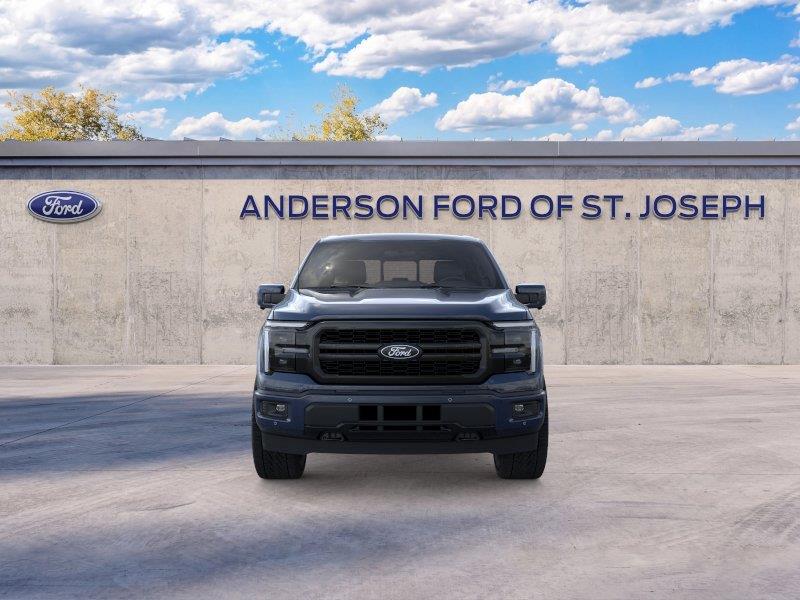 Vehicle photo 6