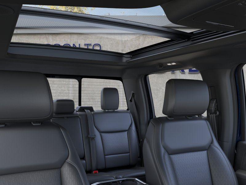 Vehicle photo 22