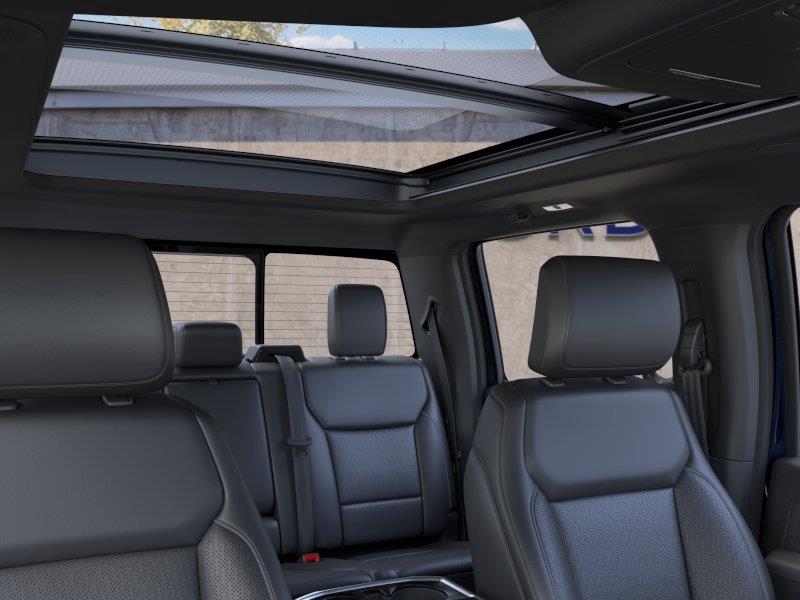 Vehicle photo 22