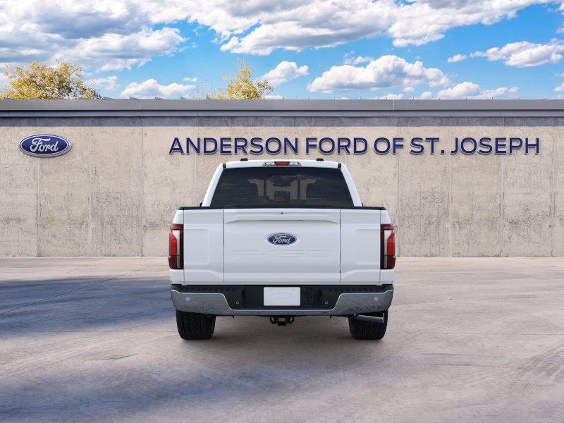 Vehicle photo 5