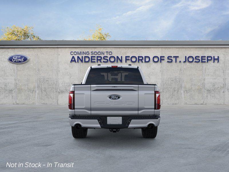 Vehicle photo 5