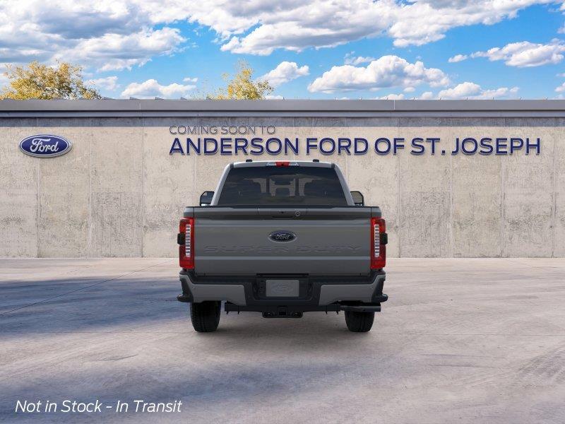Vehicle photo 5