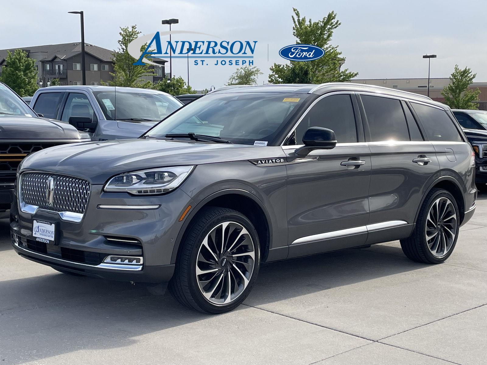 Silver 2023 Lincoln Aviator SUV / Crossover All-Wheel Drive Automatic