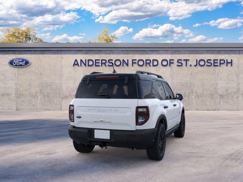 Vehicle photo 8
