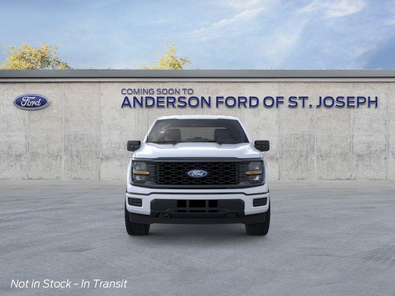 Vehicle photo 6