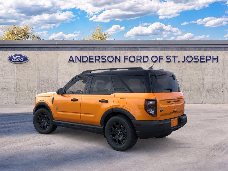 Vehicle photo 4
