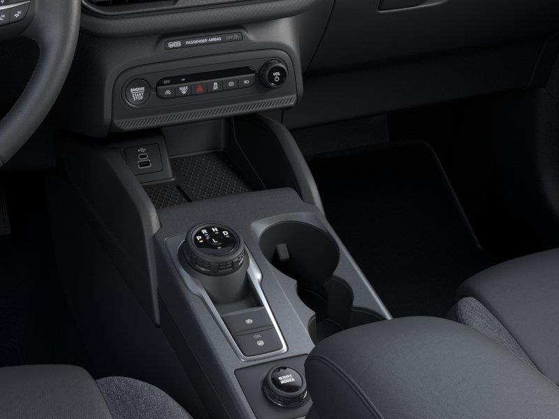 Vehicle photo 15