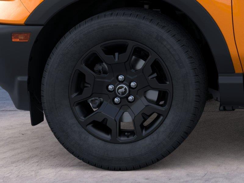 Vehicle photo 19