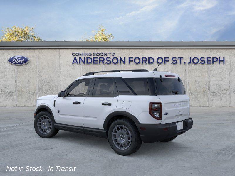 Vehicle photo 4