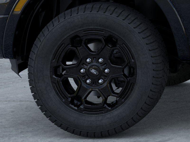 Vehicle photo 19