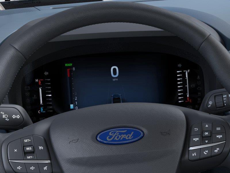 Vehicle photo 13