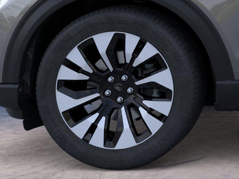 Vehicle photo 19