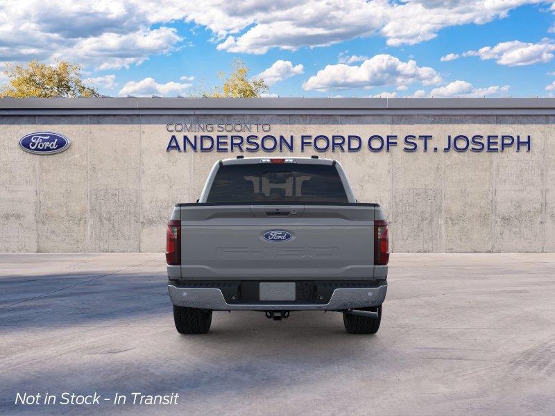 Vehicle photo 5