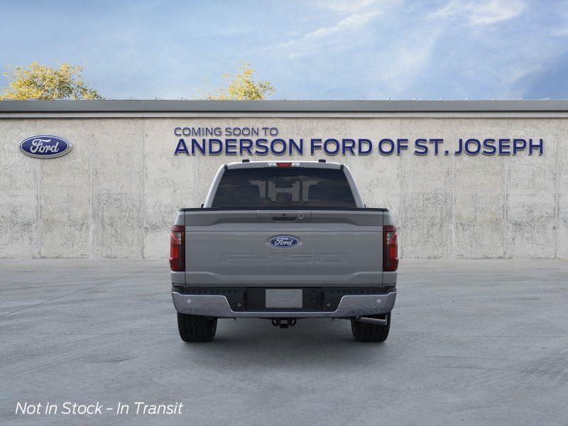 Vehicle photo 5