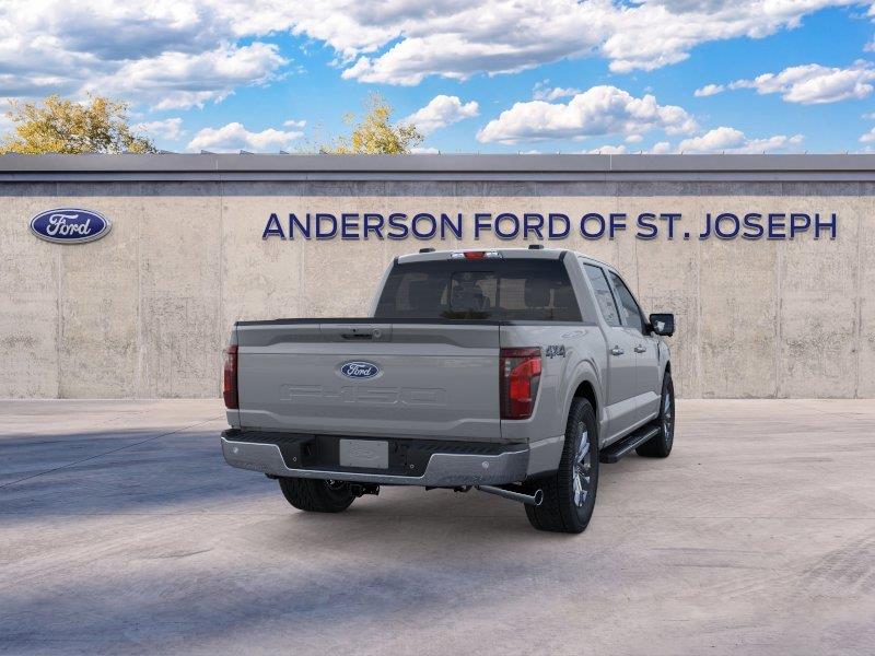 Vehicle photo 8