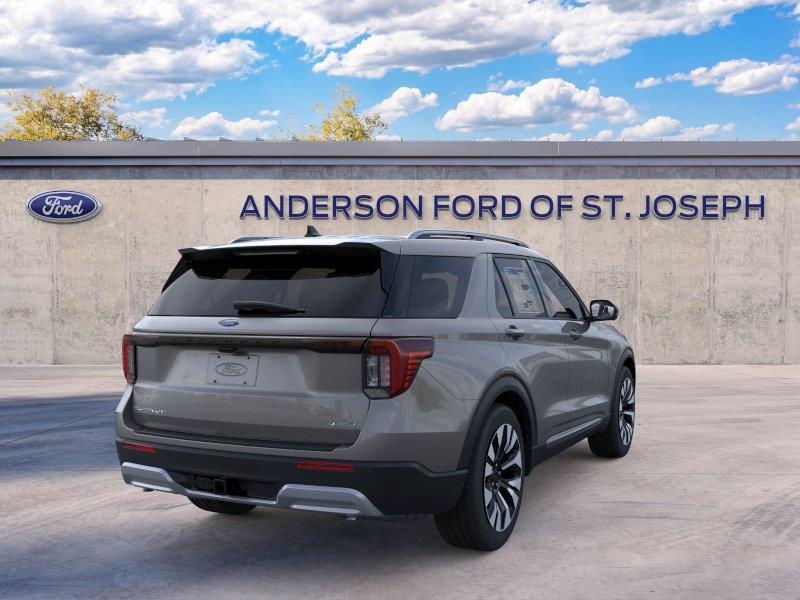 Vehicle photo 8