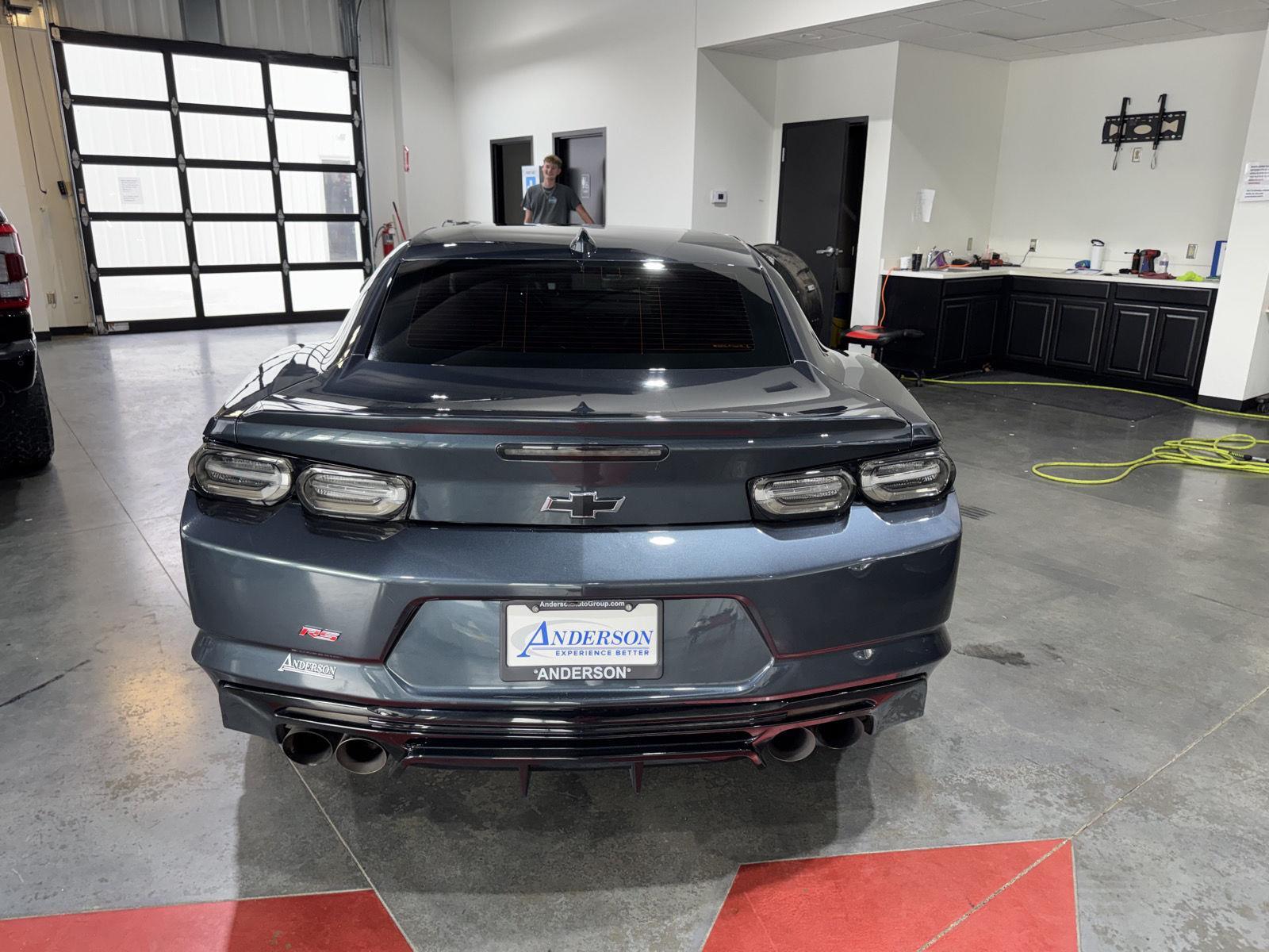 Vehicle photo 8