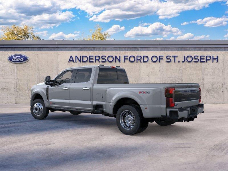 Vehicle photo 4