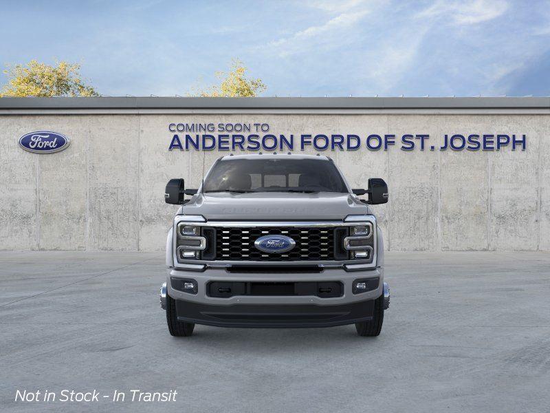 Vehicle photo 6