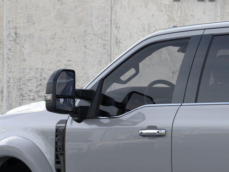 Vehicle photo 20