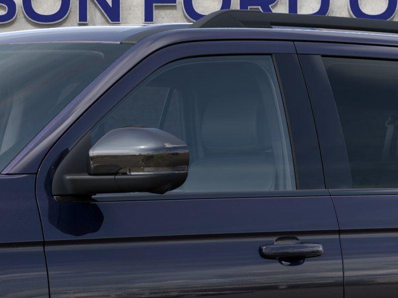 Vehicle photo 20